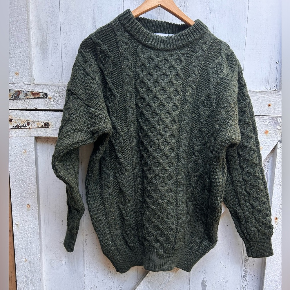 Irish 100% wool forest green unisex fisherman’s sweater NWT - Picture 3 of 9